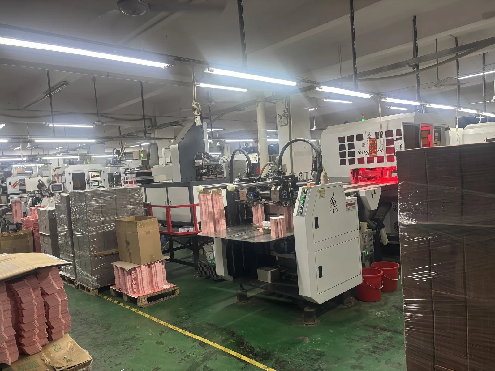 Packaging sample and factory review